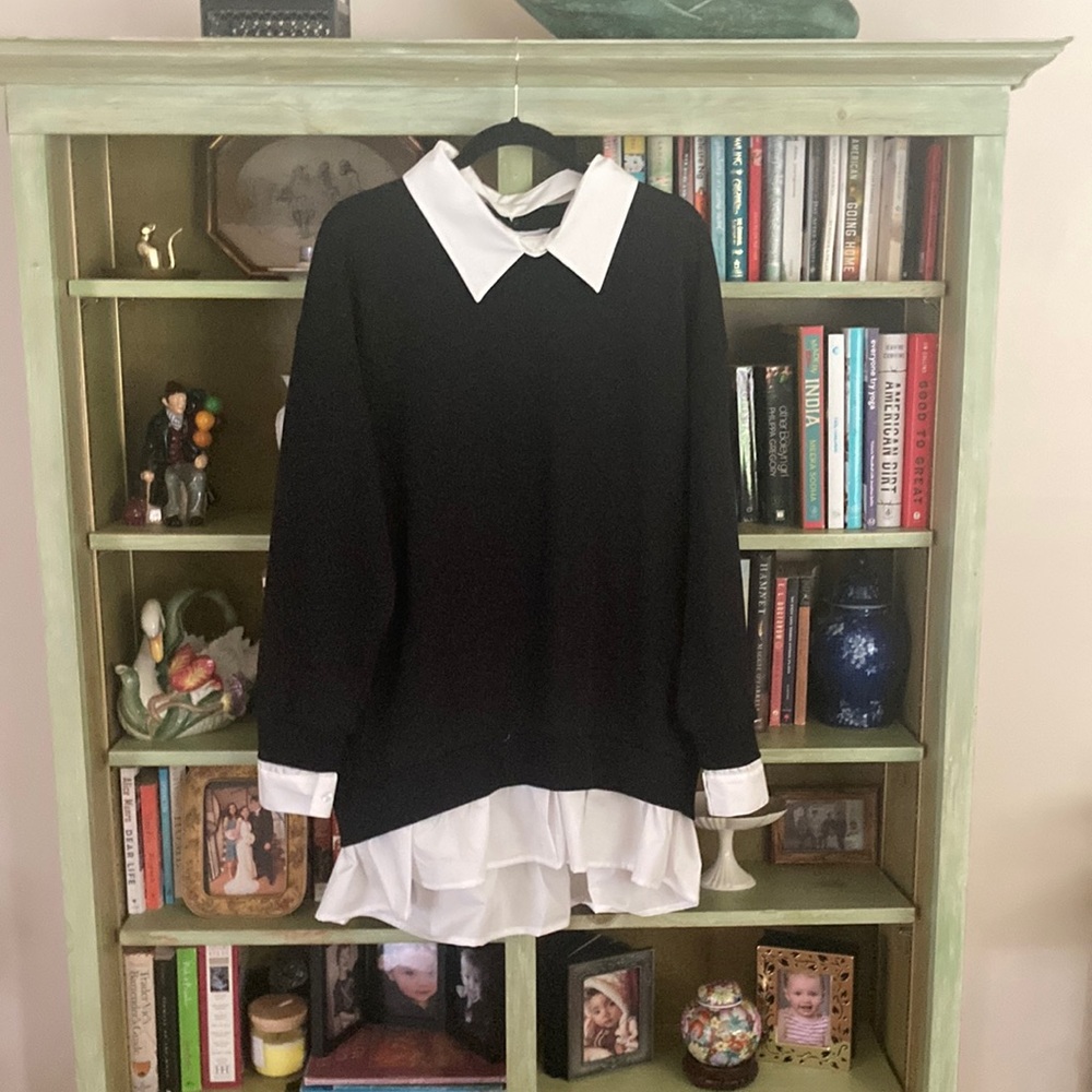 Black dress with removable white collar. Size XXL